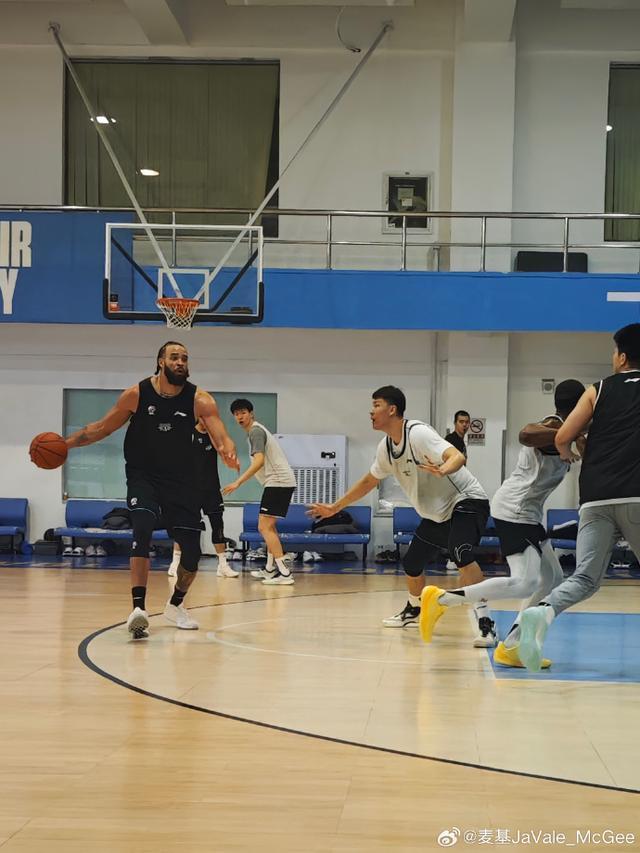 CBA｜麦基注册成功今晚迎来北汽男篮首秀